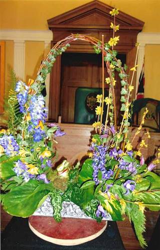 A picture containing indoor, wall, table, dining table

Description automatically generated